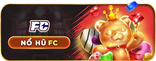 Người chơi poker tự tin bluff với các bài poker